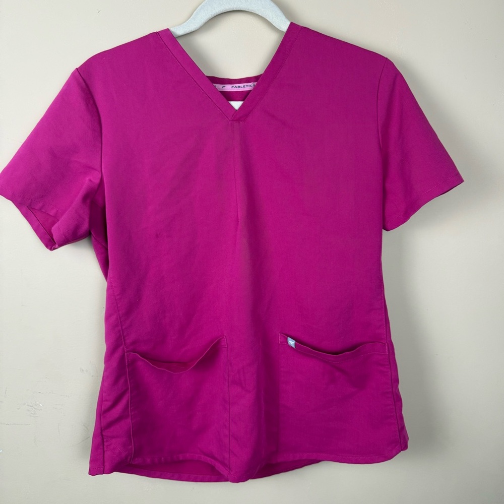 Fabletics Pink Fitted Short Sleeve Scrub Top